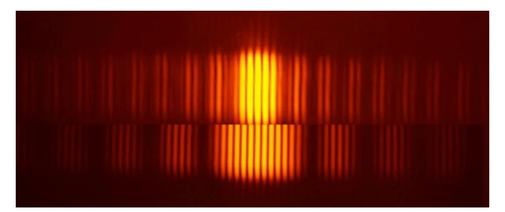 Optical Slit Precision Pinhole Aperture Small Hole Grating Sheet Through Light Precision Experiment Micro-diameter Light-shield