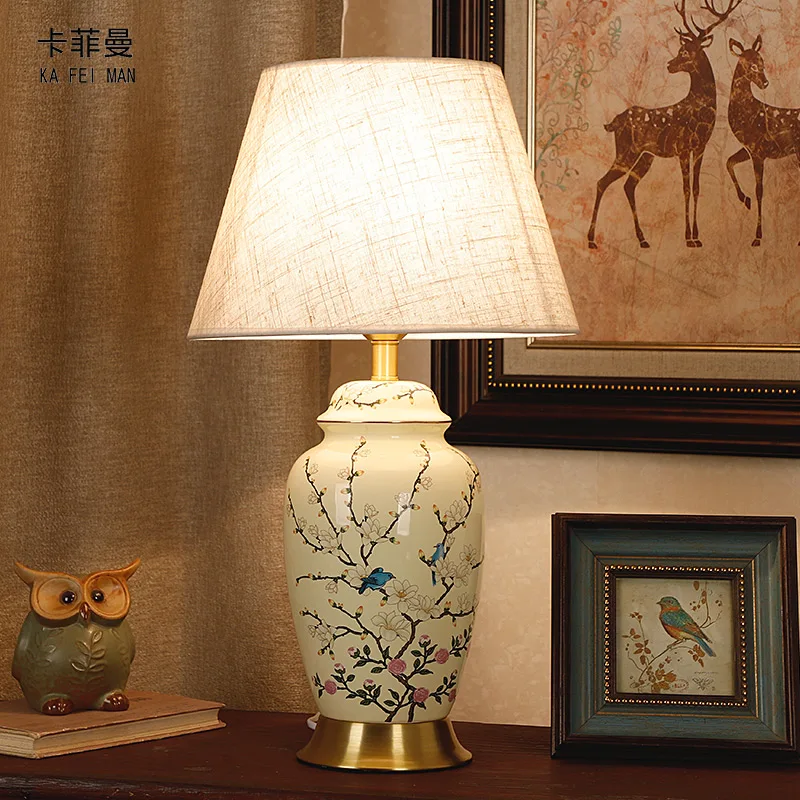 New Chinese Style Ceramic Table Lamp For Living Room Bedroom Bedside Lamp Hand Painted Retro Chinese Style Villa Decorative Lamp