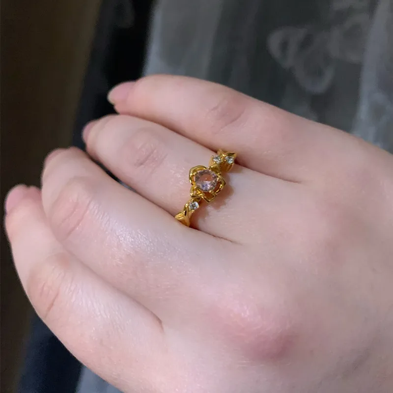 Imagen 4: Anillo de princesa de ensueño para mujer, Serie de corona, anillos de flores ajustables, joyería de boda de compromiso para mujer, gemas rojas de corazón, Bijoux, regalos de amor