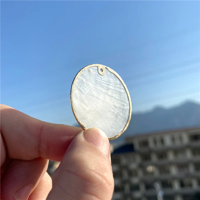 Natürliche transparente runde Muschelstücke für die Schmuckherstellung, Ohrringe, lose Bulk-Muschel-Charm-Perlen, Zubehör, handgefertigter Schmuck zum Selbermachen – Detail 23