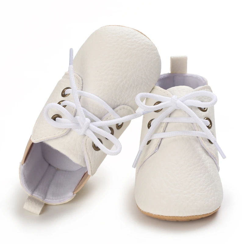 2023nuove scarpe da bambino in pelle retrò scarpe da ragazzo in pelle multicolore suola in gomma per bambini antiscivolo primi camminatori mocassini