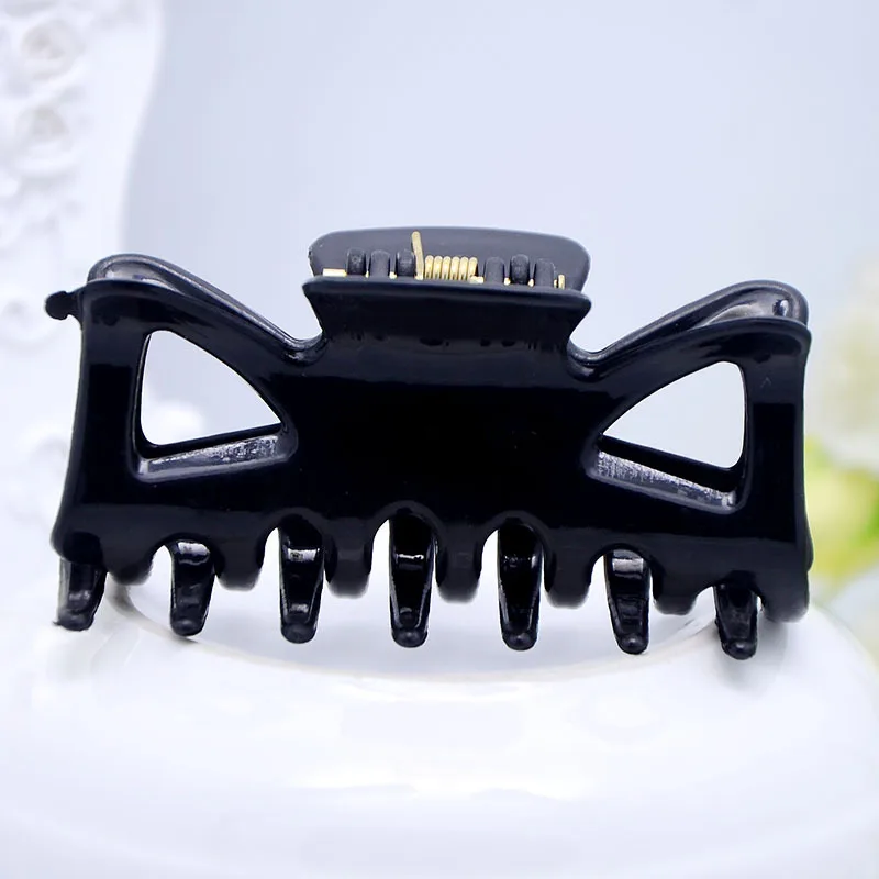 1PCS  Women Hair Clip  Hairpins Candy colors Women Hair Crab Hair Claws Women Make UP Washing Tool Hair Accessories  7cm *3.5cm