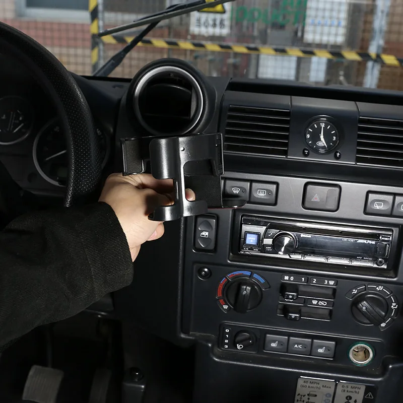 

For Land Rover Defender 90 110 04-18 Car styling Car Air Vent Multifunction Mobile Phone Holder Car Phone Holder Car Accessories