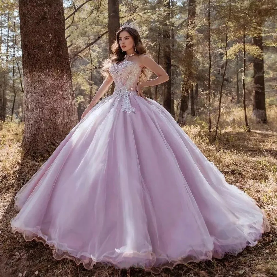 Vestidos de quinceañera con escote Corazón de princesa, 15 vestidos de baile sin mangas, apliques de cristal púrpura claro, vestido de fiesta para desfile 2021