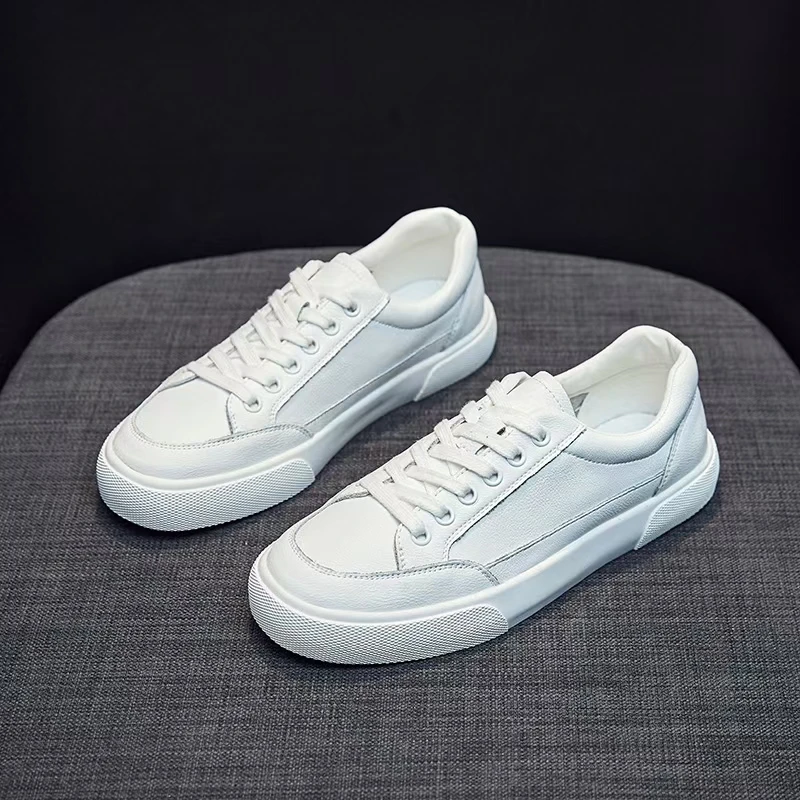Leather Lady White Leisure Lady Vulcanized Sports Shoes Designer Leather Running Spring and Autumn Thick Soled Shoes Flat Shoes