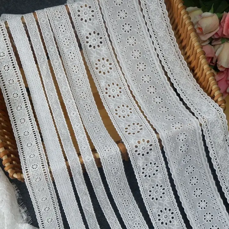 Good Quality Normal White Cotton Embroidered Floral Lace Cloth Ribbon DIY Crafts X927