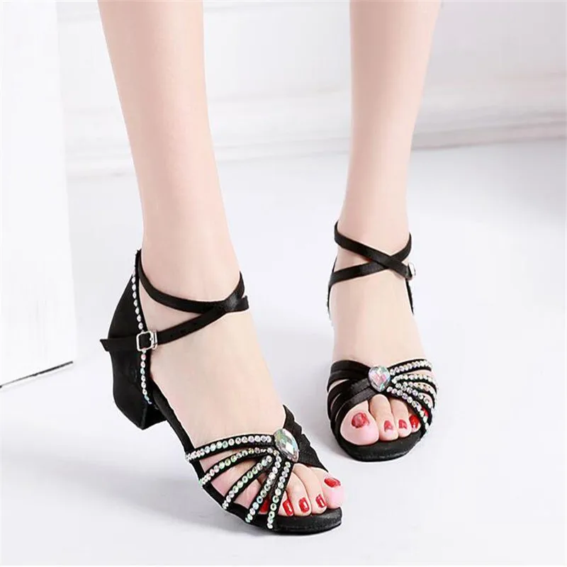 Girls Rhinestone Sandals Ladies Shoes Women Dance Shoes Professional Latin Dance Shoe Girls Ballroom Dance Shoes Kids Low Heel