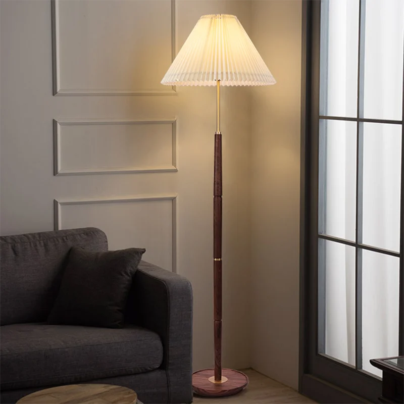 Pleated Floor Lamp Creative retro floor lamp Vertical Luminaires for Living Room Sofa Bedside Decor Corner Light wood stand lamp