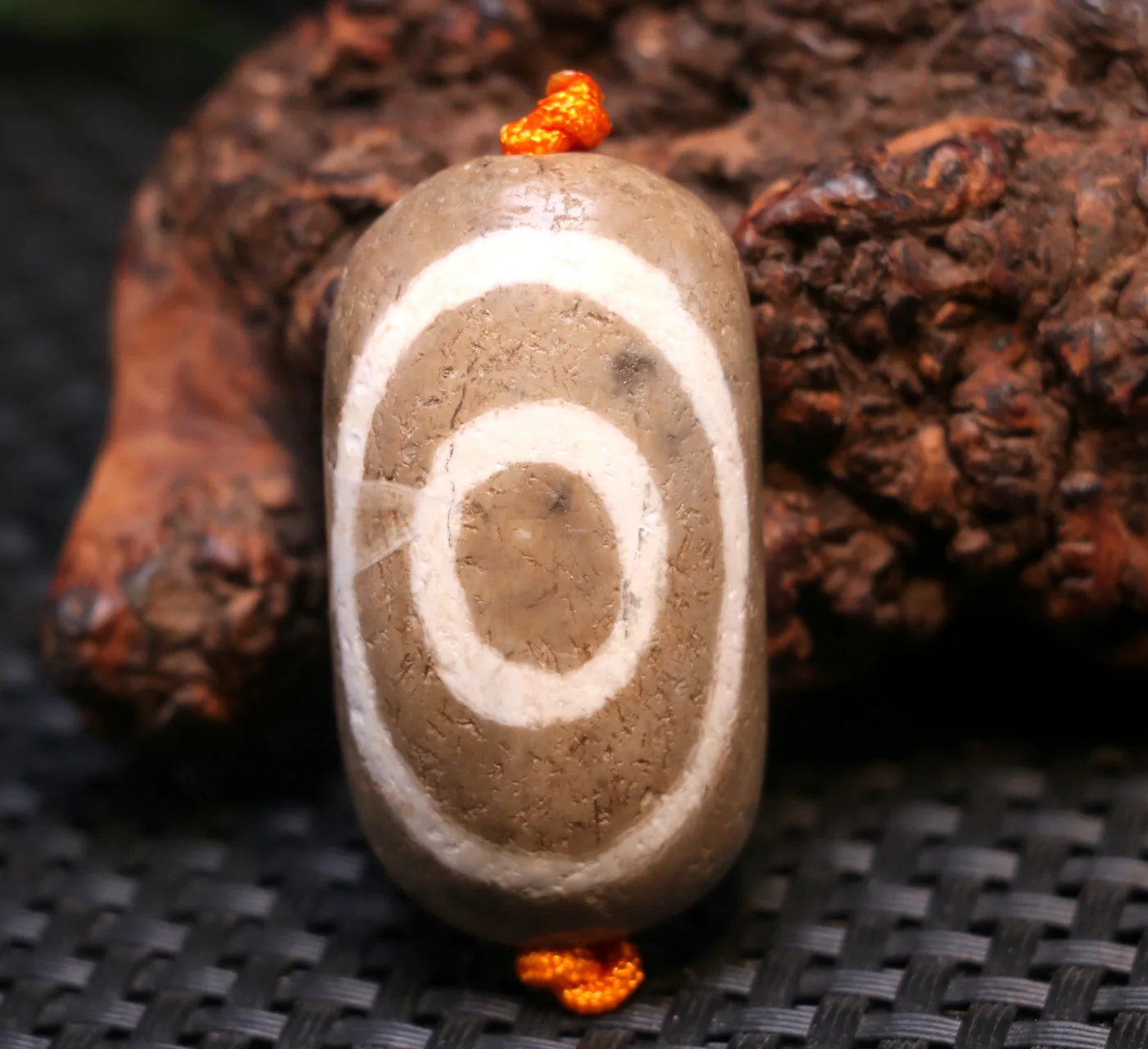 

Energy Tibetan Old Agate Totem Eye in Eye Goat Eye dZi Bead Totem Pendant Amulet Timestown zhang