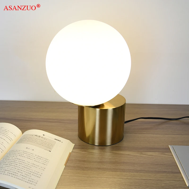 Imagem -02 - Nordic Glass Ball Table Lamp Abajur Bedside Lamp Simples Moderno Sala de Estar Coluna Desk Lamp