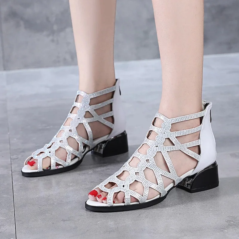 MVVJKE New Summer Open Toe Sandals Bright Rhinestone Microfiber Cowhide Women Shoes Fashion Sandals Boots Roman Shoes Size 33-43