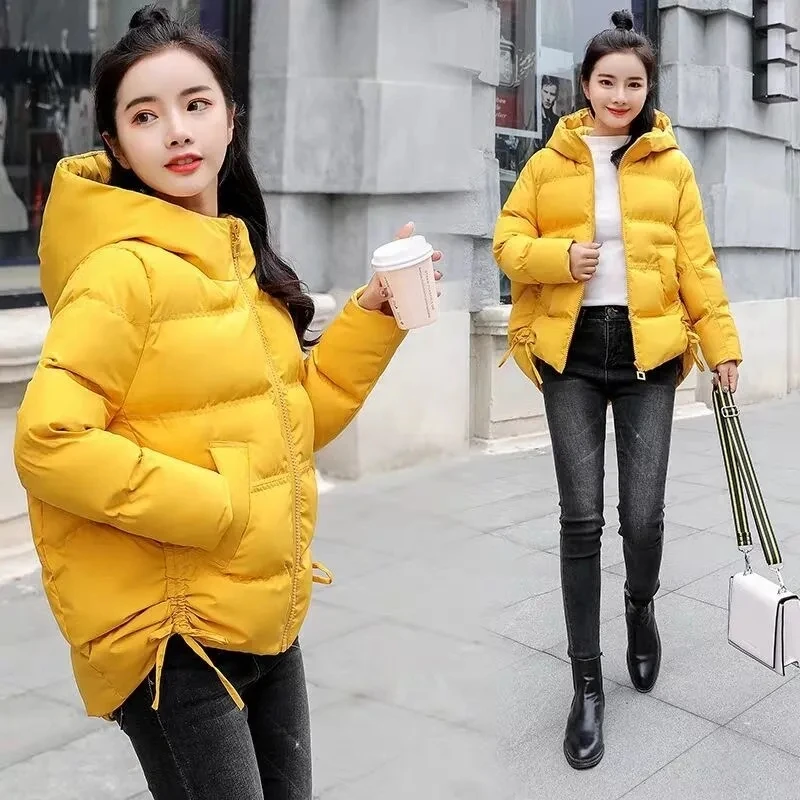 2024 New Winter Parkas Women\'s Jacket Hooded Short Coat Cotton-Padded Jackets Thick Warm Parka Casual Bread Service Outwear