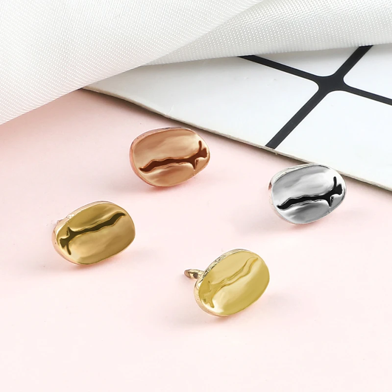 Mini Coffee Beans Brooches 4 color Metal Pin Lovely Small Badges Bag Lapel Pins Women Men Jewelry Gifts for Coffee Lover Barista