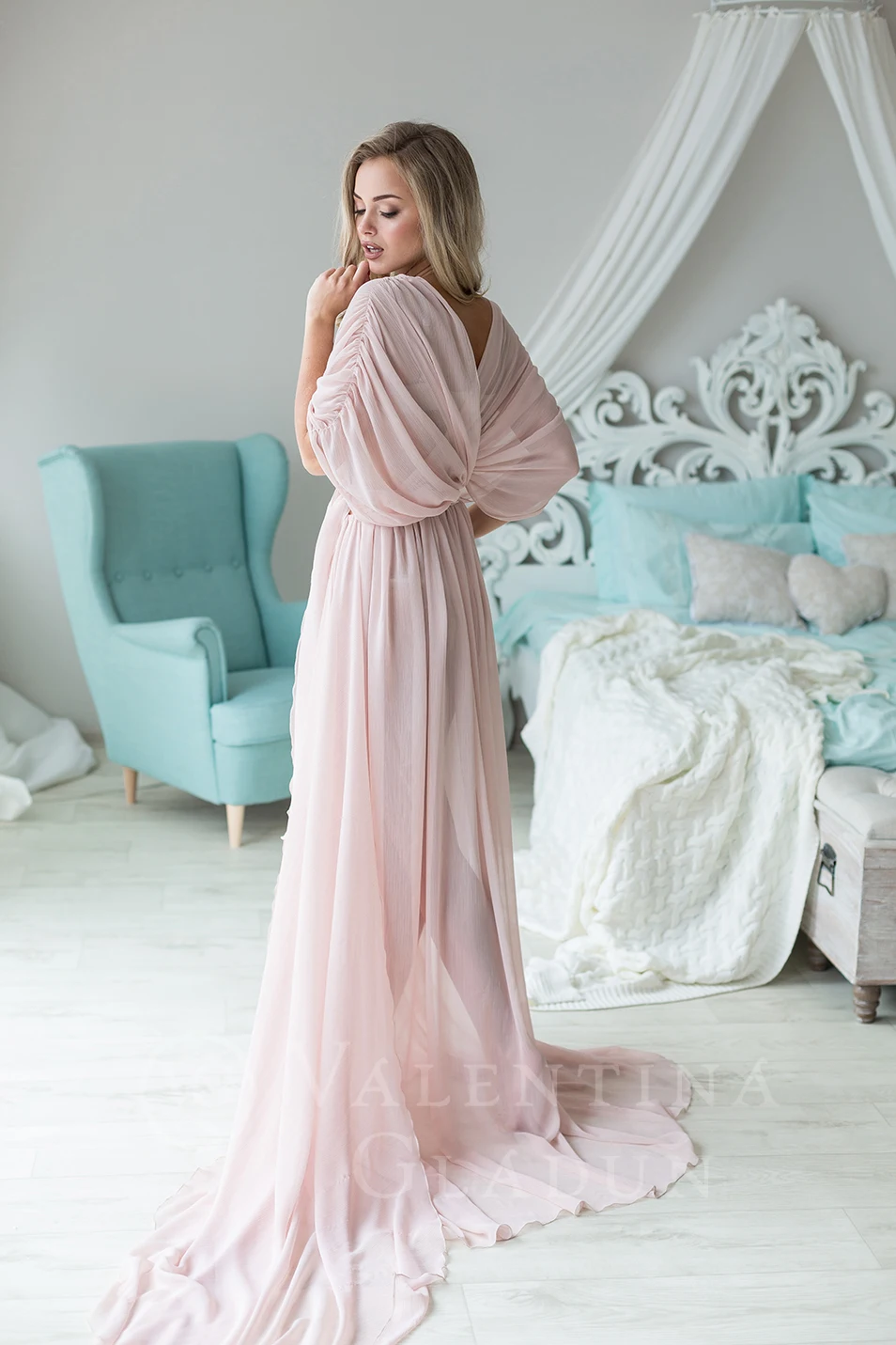 Roze Uit De Schouder See Through Vrouwen Nacht Gewaden Custom Made Sash Kant Chiffon Nachthemden Gewaden Vrouwen Nachtkleding