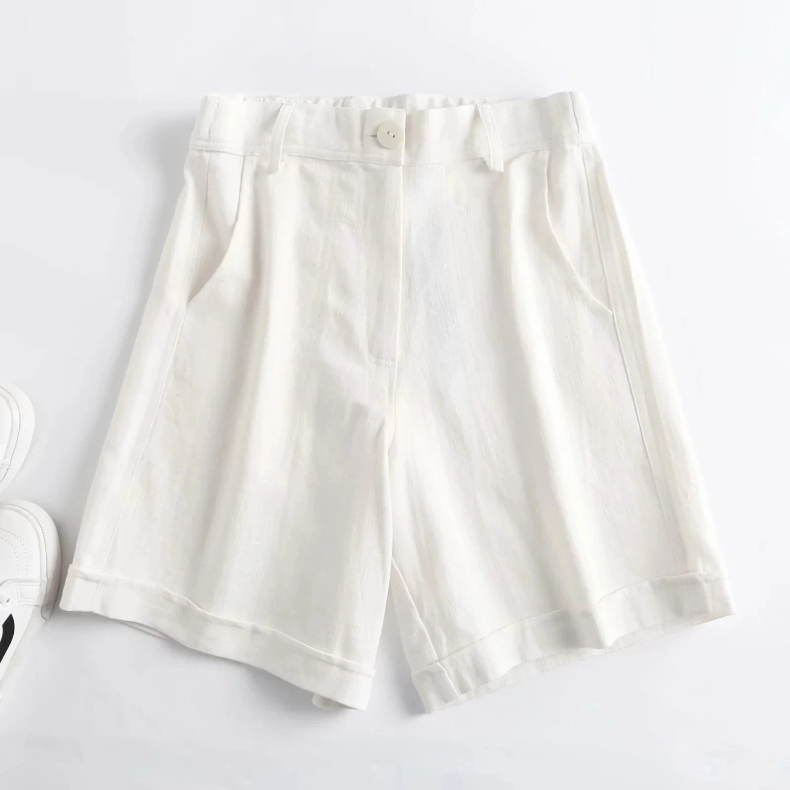 Maxdutti 2024 Enlgand Office Lady Fashion Shorts Women Simple Solid Linen Loose Summer Casual Short Feminino Bemuda Women Short