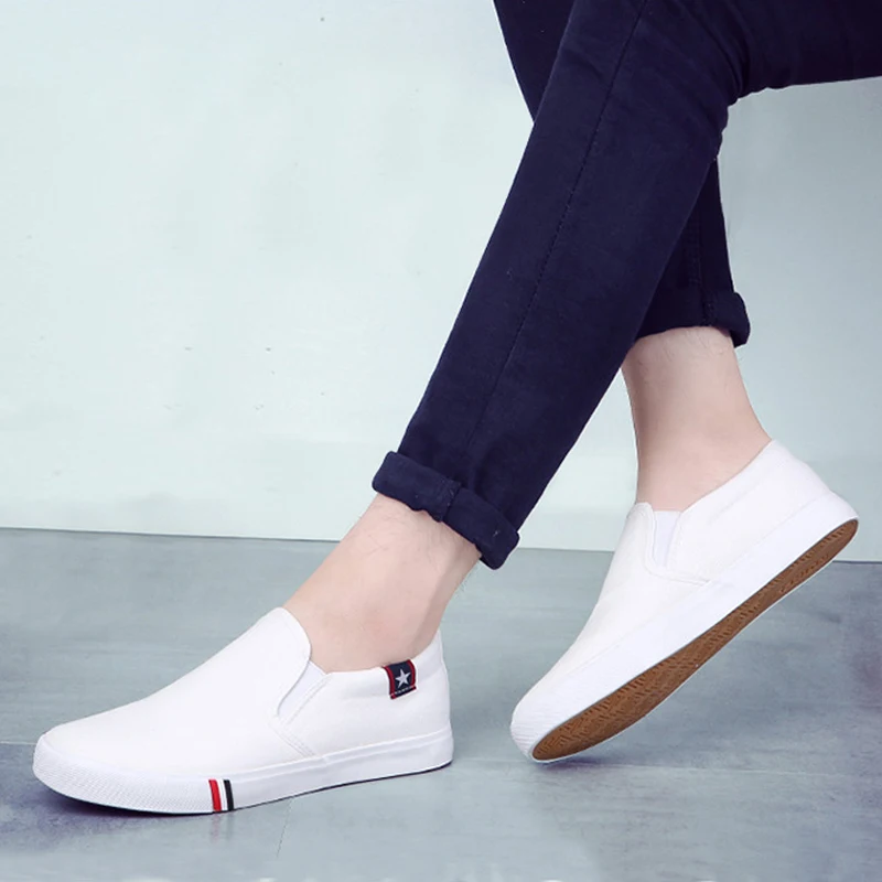 Mens Shoes Casual Canvas Spring Summer Slip-on Unisex Man Fashion Sneakers Flats Breathable Light Black Lovers Shoes Footwear