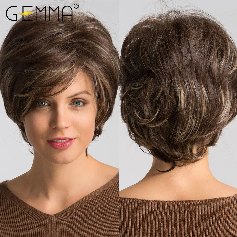 Gemma Korte Golvend Bob Gemengd Bruin Blond Highlight Synthetische Pruik Met Pony Voor Vrouwen Natuurlijke Pixie Cut Hittebestendige Valse haar