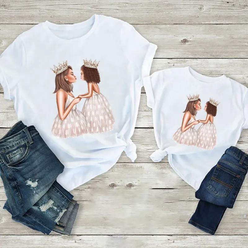 Completi coordinati per la famiglia bella mamma d\'amore con stampa figlia t-shirt Fashion Family Look Tshirt donna ragazze vestiti divertenti