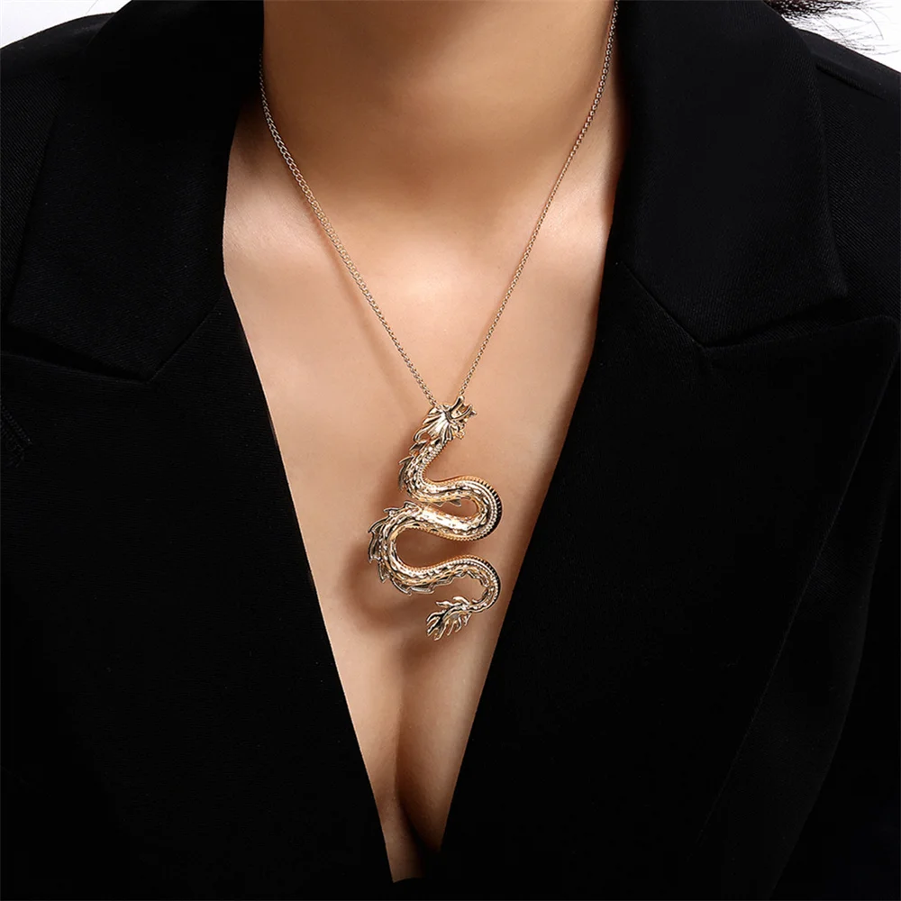 Personality Dragon Pendant Necklace for Women 2020 Trendy Punk Clavicle Long Chain Necklace Statement Jewelry Gift