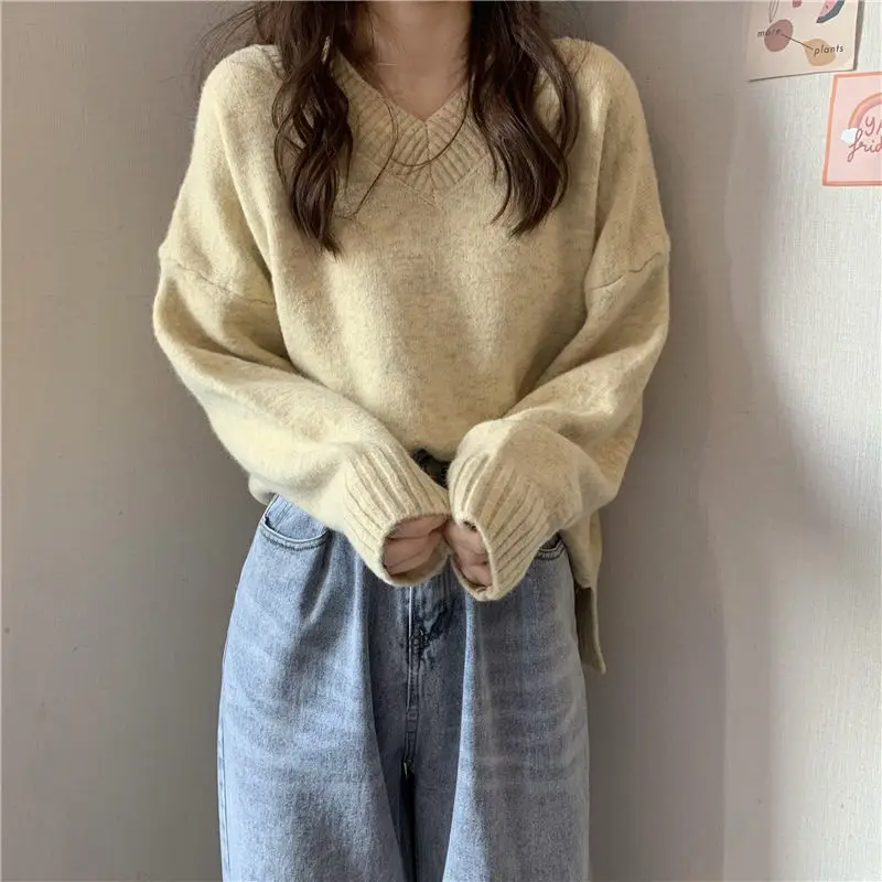 Fashion V-neck Sweaters Women Pullovers Autumn Warm Solid Basic Daily Loose Elegant Jumpers Sweet Stylish Popular All-match Chic