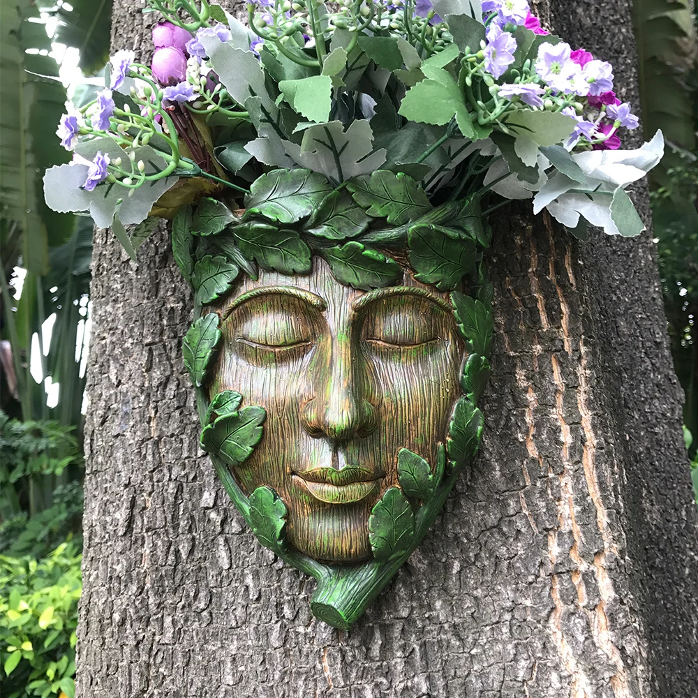 Hand-Painted Resin Green Man Tree Face Or Tree Hugger Sculpture Can Be Used As A Flower Pot for Outdoor Tree Decoration