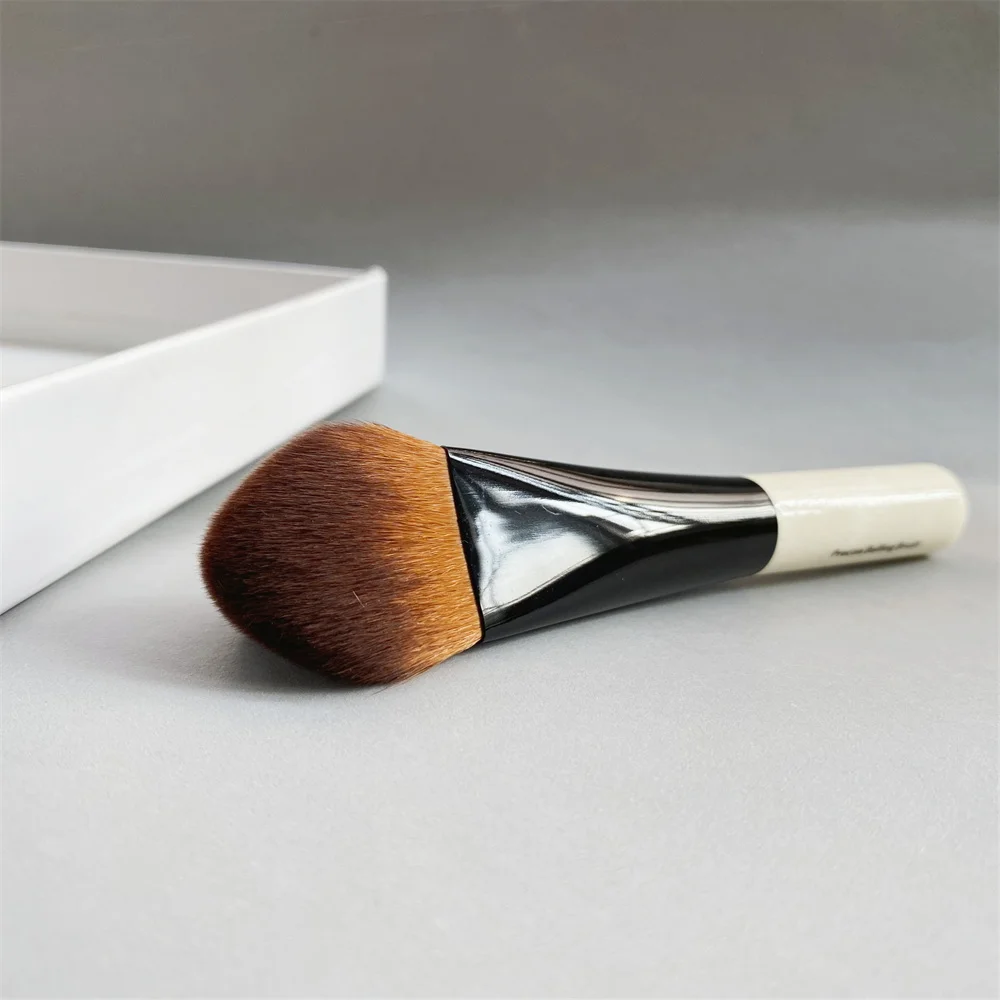 PRECISE BUFFING MAKEUP BRUSH - Angular 3D Foundation Contour Sculpting Cosmetics Beauty Tool