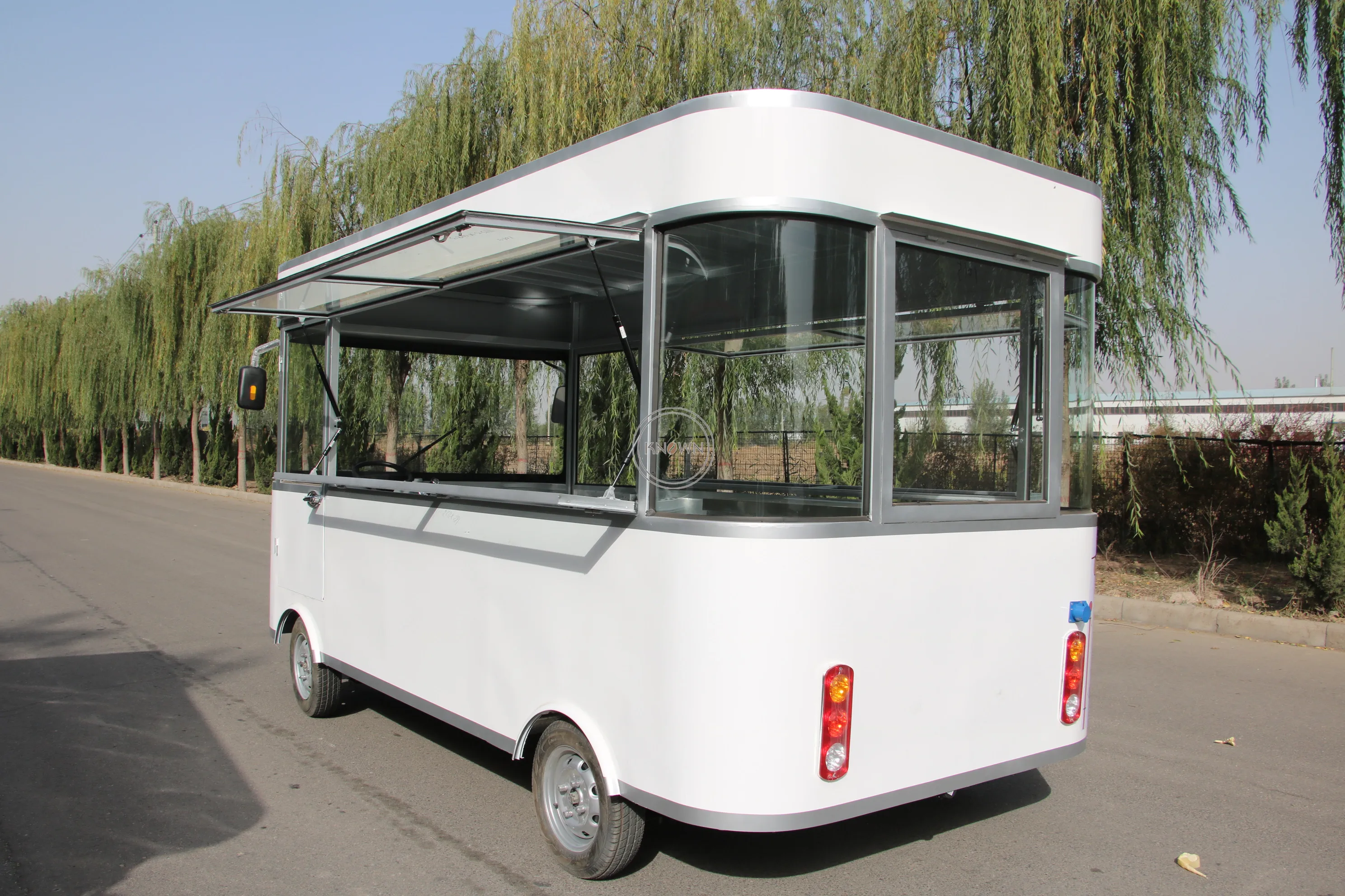 最も人気の食品トラックモバイルキッチンストリートホットドッグキオスクアイスクリームコーヒー公園スナックコールドドリンクの自動販売カート