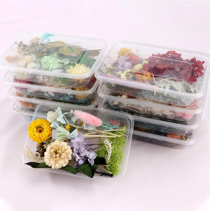 

A box Aromatherapy Floating Flowers Dried Flowers Resin Jewelry Making Craft DIY Accessories Random Multicolor Mix Dry Flower