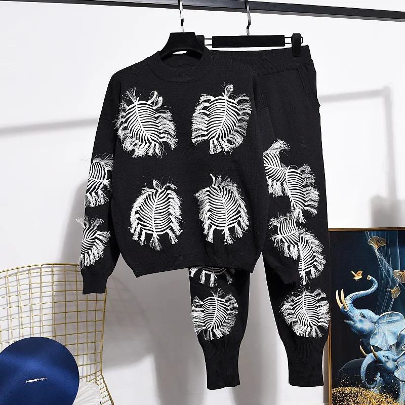 

Fashion Embroidery Flowers Knitted Tracksuits Outfits Women Loose Black Long Sleeve Sweater Pencil Pants Two Piece Set Female