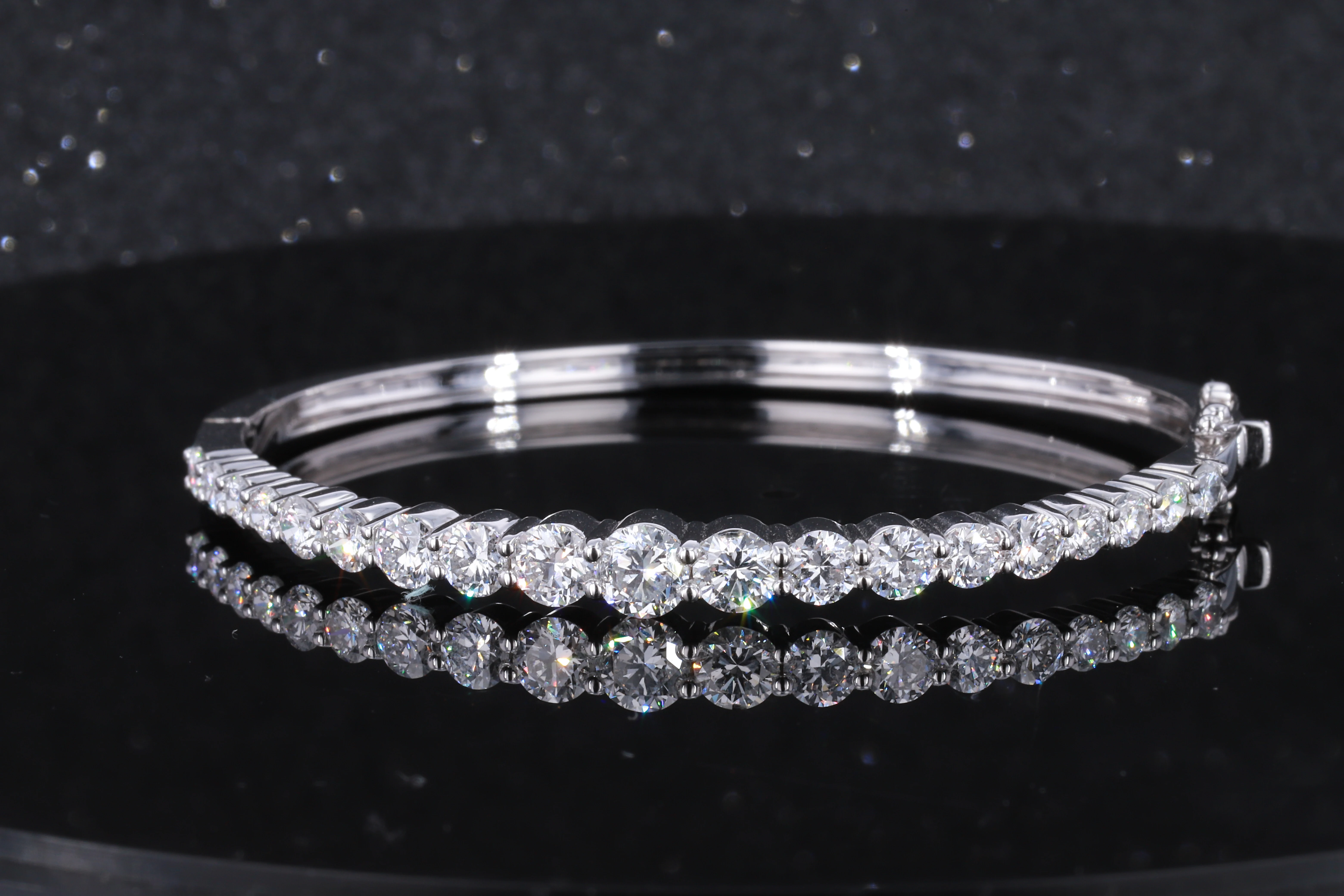 

High Quality Luxury 9k White Gold Diamond Anniversary Lab Diamond Bracelet For Women