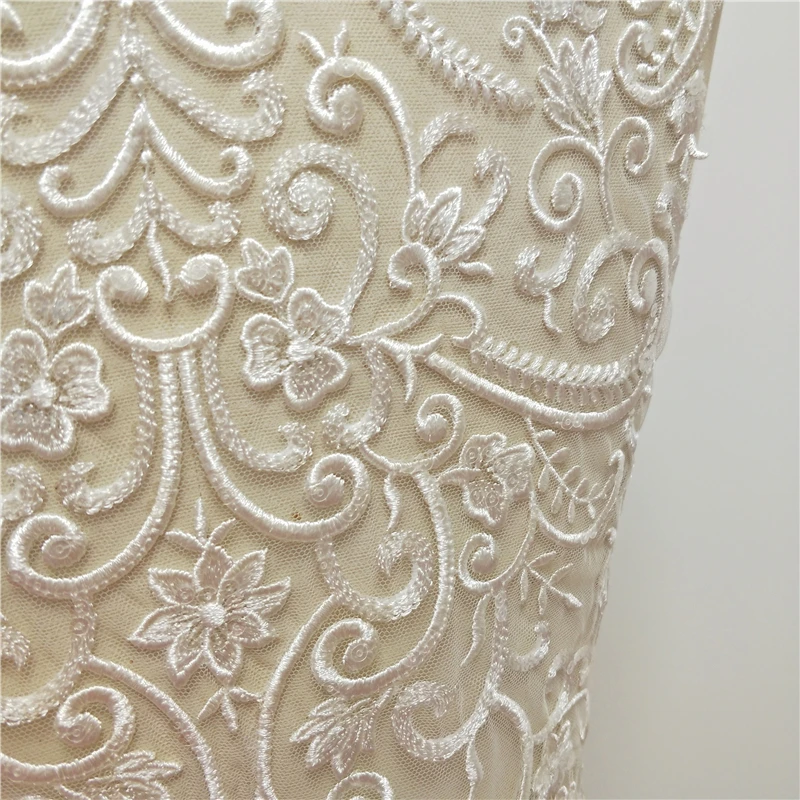 1Pc Ivory Lace Applique Big Neckline Collar Appliques Embroidery Lace Trim Fabric Cloth Sewing Patchwork DIY Craft