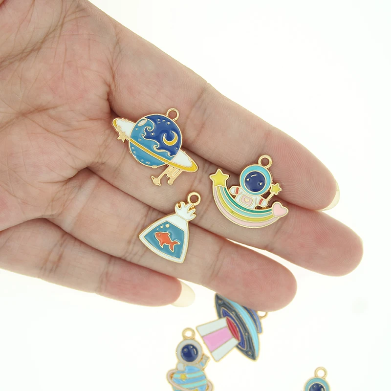 10pcst Mini Universe Enamel Astronaut Spaceship Planet Charms for Jewelry Making Pendant Fit Necklaces Earrings DIY Crafts Gifts