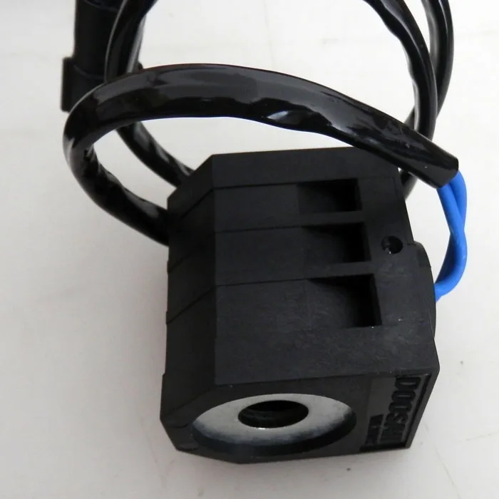 Excavator accessories, suitable for: Doosan DH150-7 / 220-7 pilot solenoid valve coil, Daewoo 225-7 walking fast slow gear