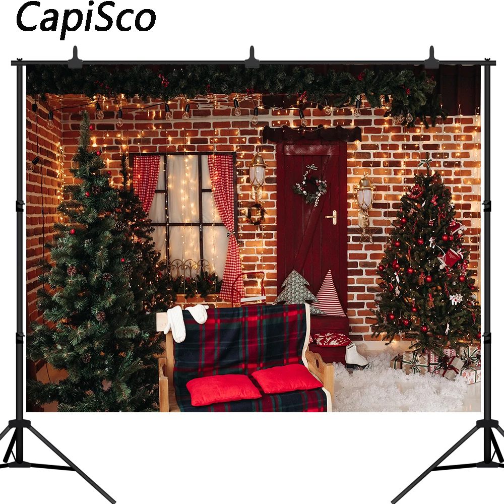 Capisco Christmas Photography Background Wood Door brick wall Xmas tree Backdrops Family Holiday Photo Props Banner Supplies