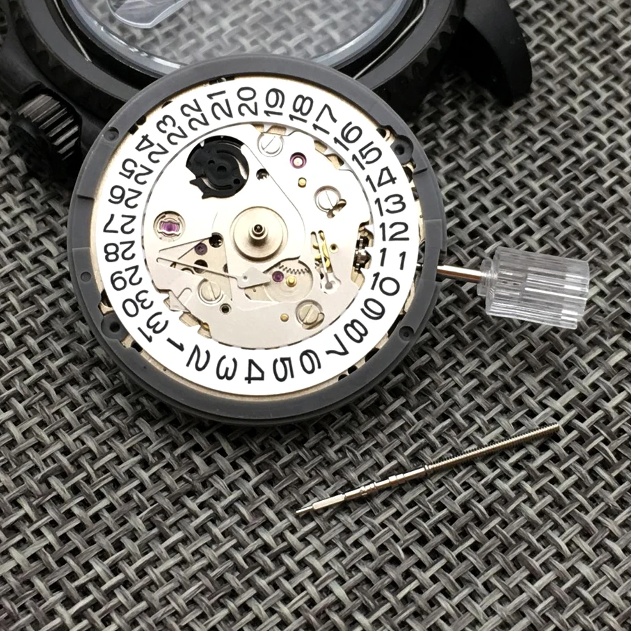 

Replacement mechanical watch NH35 watch movement white date high precision winding