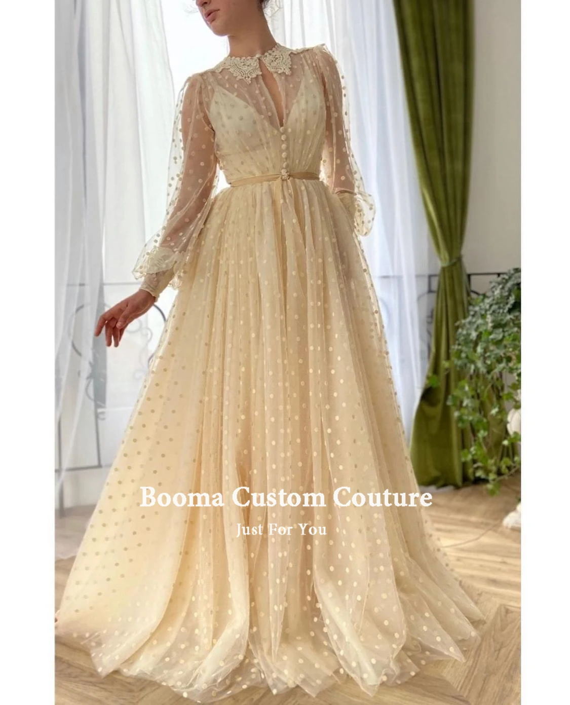 Booma Beige Stippen Prom Jurken Lange Mouwen Lace Kraag Keyhole Prom Jassen Dichtgeknoopt A-lijn Tulle Formele Party Jurken