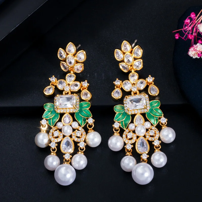 CWWZircons Blumen Zirkon Lange Hängeohrringe mit Perlen für Frauen Afrikanische Brautohrringe aretes de mujer modernos Großhandel E0375 – Detail 9