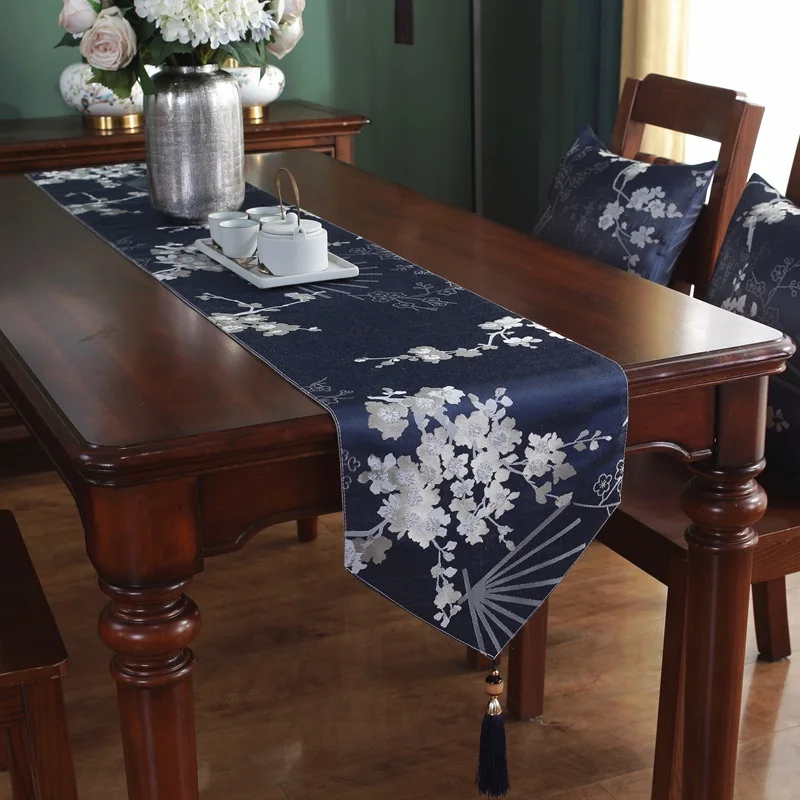 

New Chinese Style Plum Blossom Table Runners High-grade Jacquard Navy Blue Table Flag Blackish Green Dining Table Tassels Covers