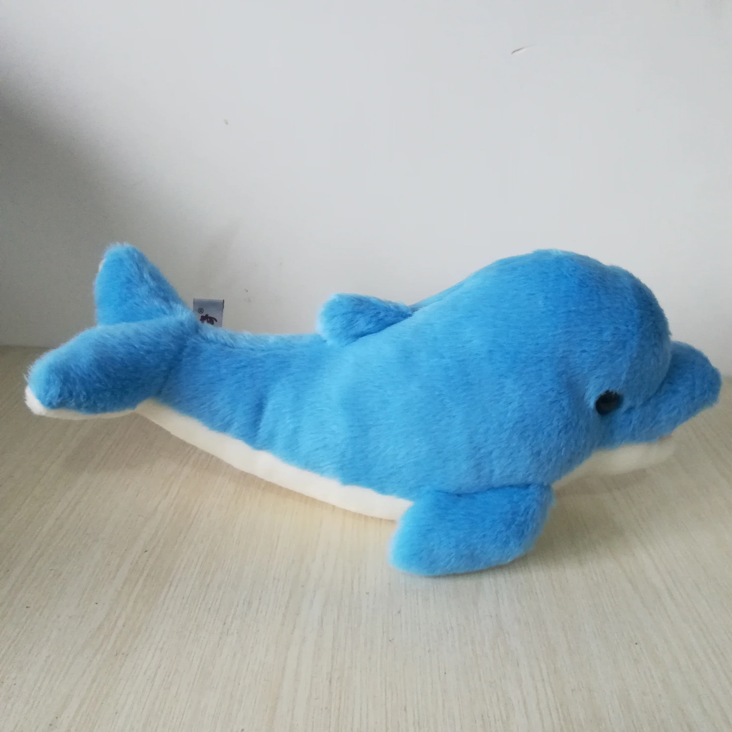 ประมาณ 38 ซม.น่ารัก Blue Dolphin ของเล่นตุ๊กตาการ์ตูน Dolphin ตุ๊กตาของขวัญวันเกิด H2058