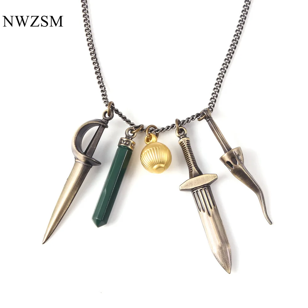 Game Residents Evils 8 Village Necklaces Lady Dimitrescu's Daughter Daniela Bela Pendant Necklace Choker Women Cosplay Jewelry