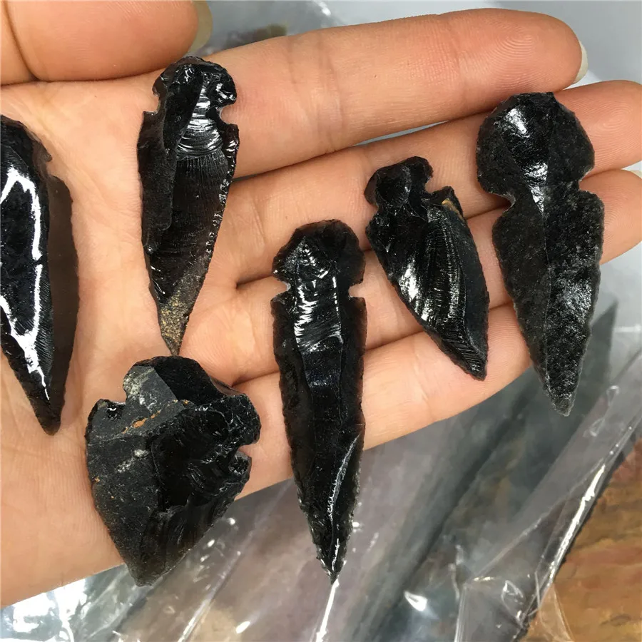 3-5cm Natural Obsidian India Arrowhead