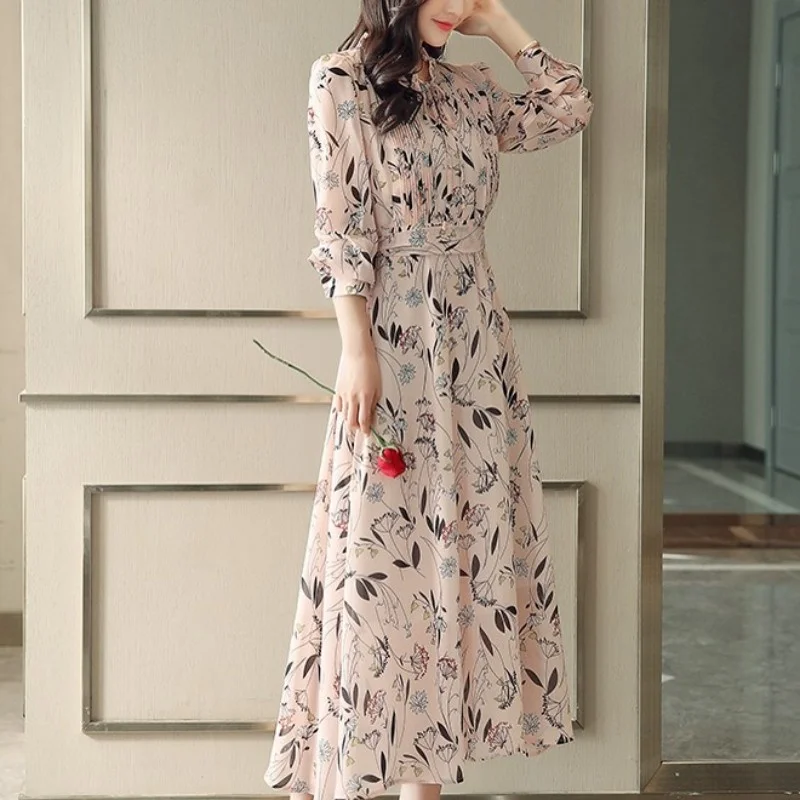 

Summer 2022 Women Floral Dress Elegant Slim Fit Flower Chiffon Long Dress V-Neck Office Lady Long Sleeve Dress Plus Size 4XL