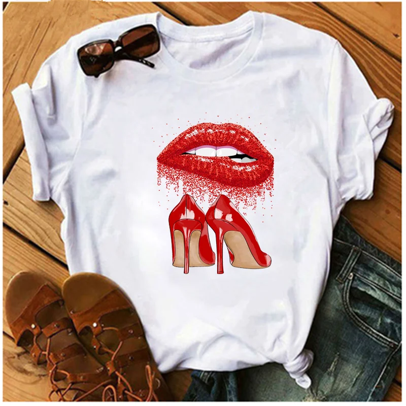 

Mayos Harajuku Bright Red Lips Print T-shirt Women Cartoon Grunge T-shirt Ullzang T-shirt Women 2020