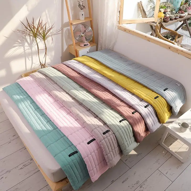 

Solid Color Macaron Soft Comfortable Quilts Bed Quilt Comforter Washable Quilted Adults Bedding Colorful Duvet Summer Quilts