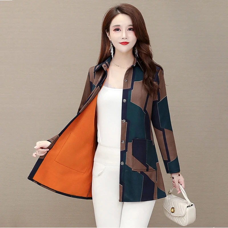 Middle-Aged Elderly Mothers Add Velvet Plaid Shirt Tops Spring Autumn New Women\'s Cardigan Jacket Long-Sleeved Top Outerwear