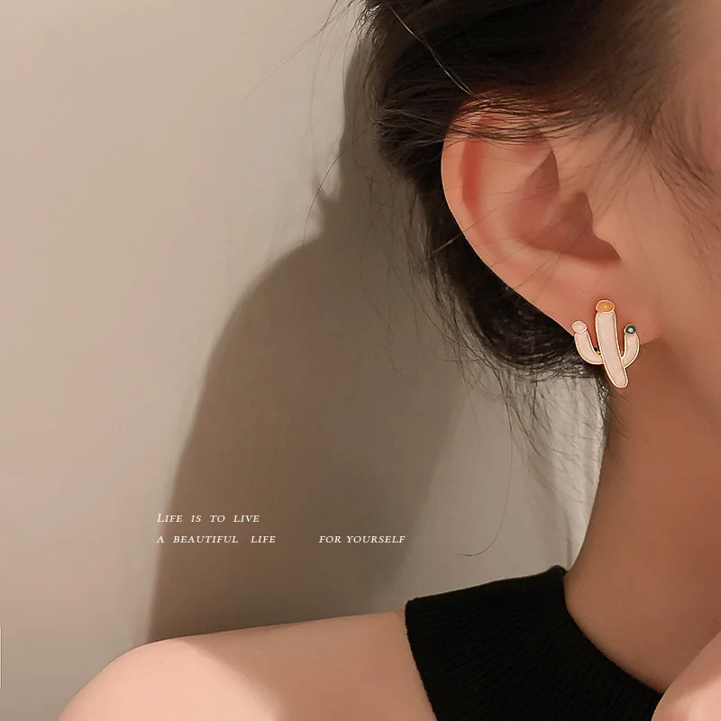 2021 Trendy Fashionnal Cute Cactus Stud Earrings for Famle Girl Student's Gift Small Alloy Cactu Plant Studs Earrings