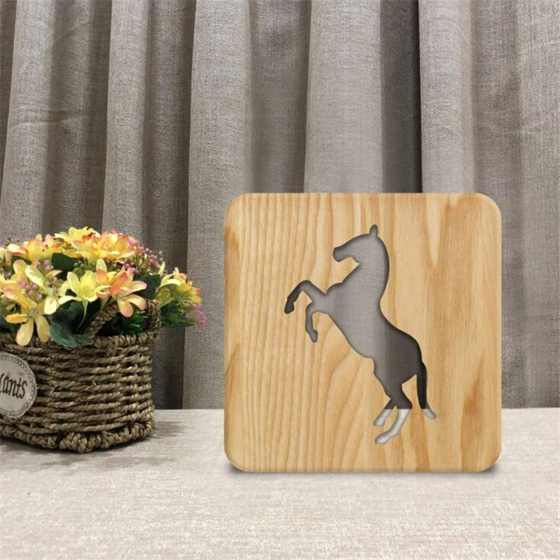 Veilleuse en bois Animal Prancing cheval lampe USB LED Lampes de table Bois bébé veilleuse chambre enfant Décoration led Vente en gros