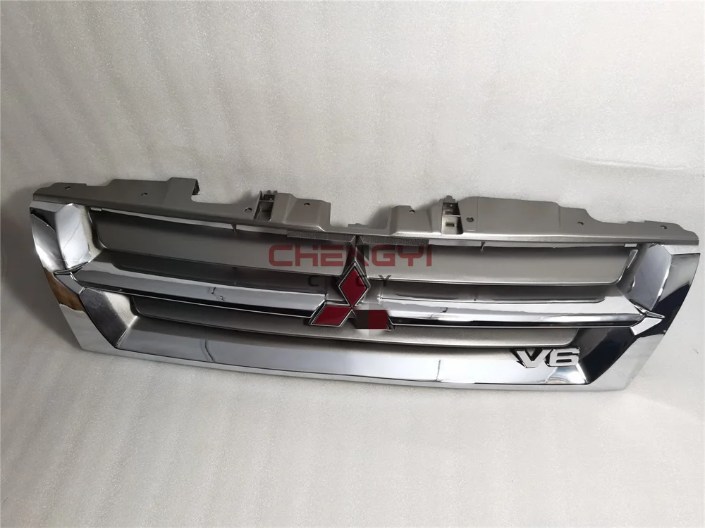 Front Bumper Grille For Mitsubishi PAJERO V73 V75 V77 Bumper Net For Montero Old 2000-2002 Chrome MR387982
