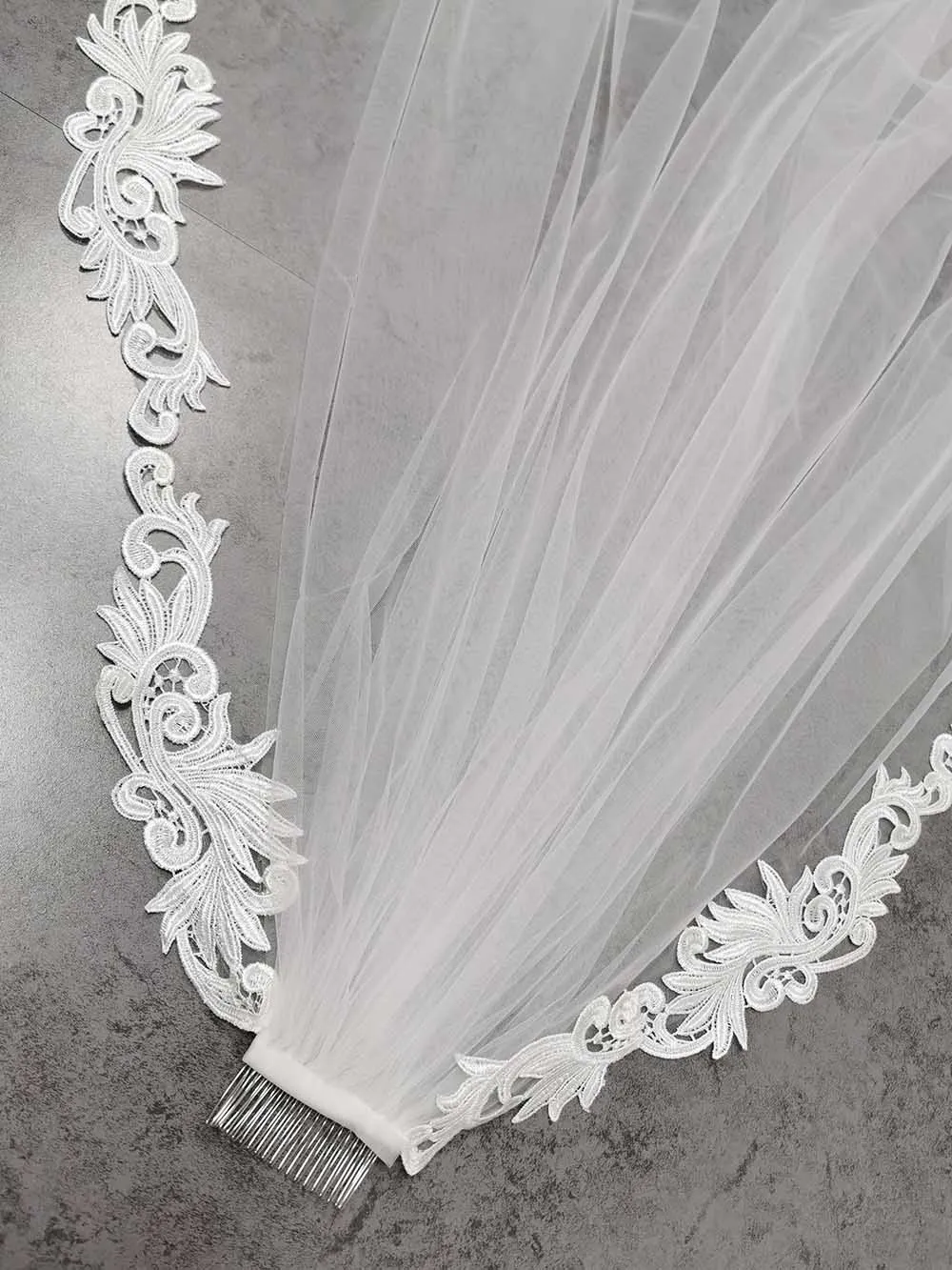 Lace Long Wedding Veil with Comb 3 Meters Cathedral One Layer White Ivory Bridal Veil Voile Mariage Wedding Accessories