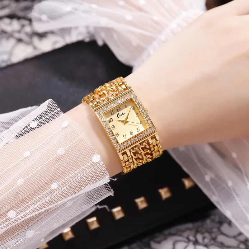 K Ins Vintage Women\'s Square Watch Gold Chain Watch Alloy Rhinestone Quartz Watch Jewelry